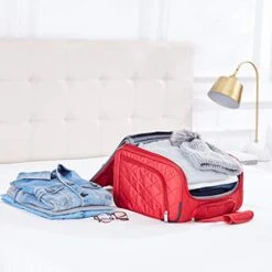 AmazonBasics Underseat Carry On Rolling Travel Luggage Bag - Red Quilted -Vera Bradley Shop 41NuqvqagFL