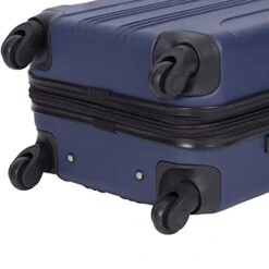 Travelers Club Chicago II Expandable Spinner Carry-On Luggage, Cobalt Blue, 20-Inch -Vera Bradley Shop 41wPpv5ZywL