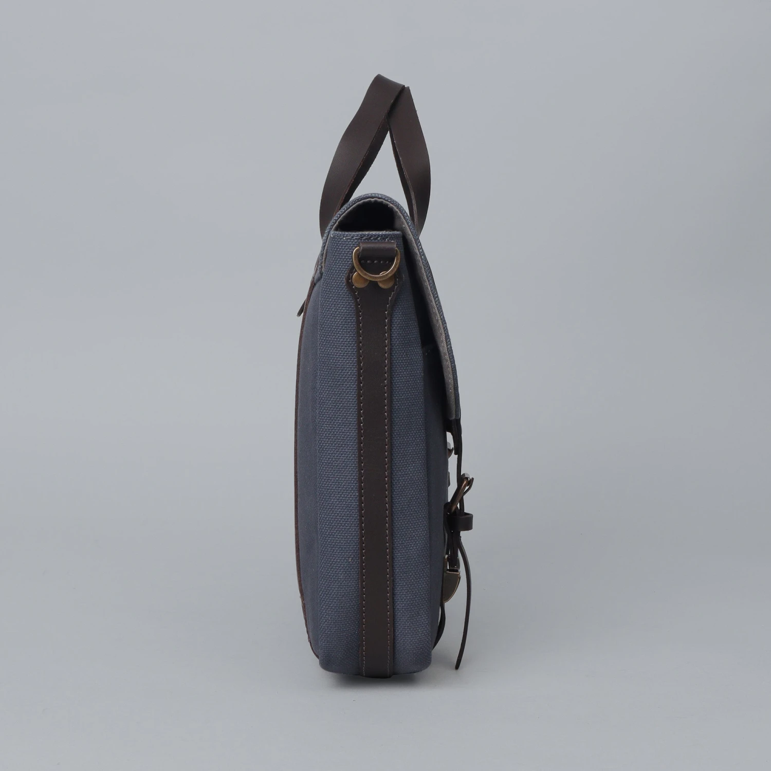 LFO - Oslo Canvas Briefcase 5 LFO - Oslo Canvas Briefcase - Image 3