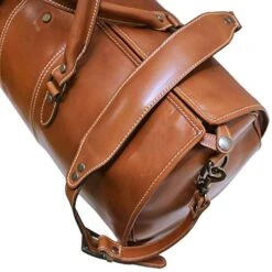 Floto Venezia Convertible Garment Duffle Travel Bag Weekender In Tempesti Leather -Vera Bradley Shop 51J3iCsI3IL