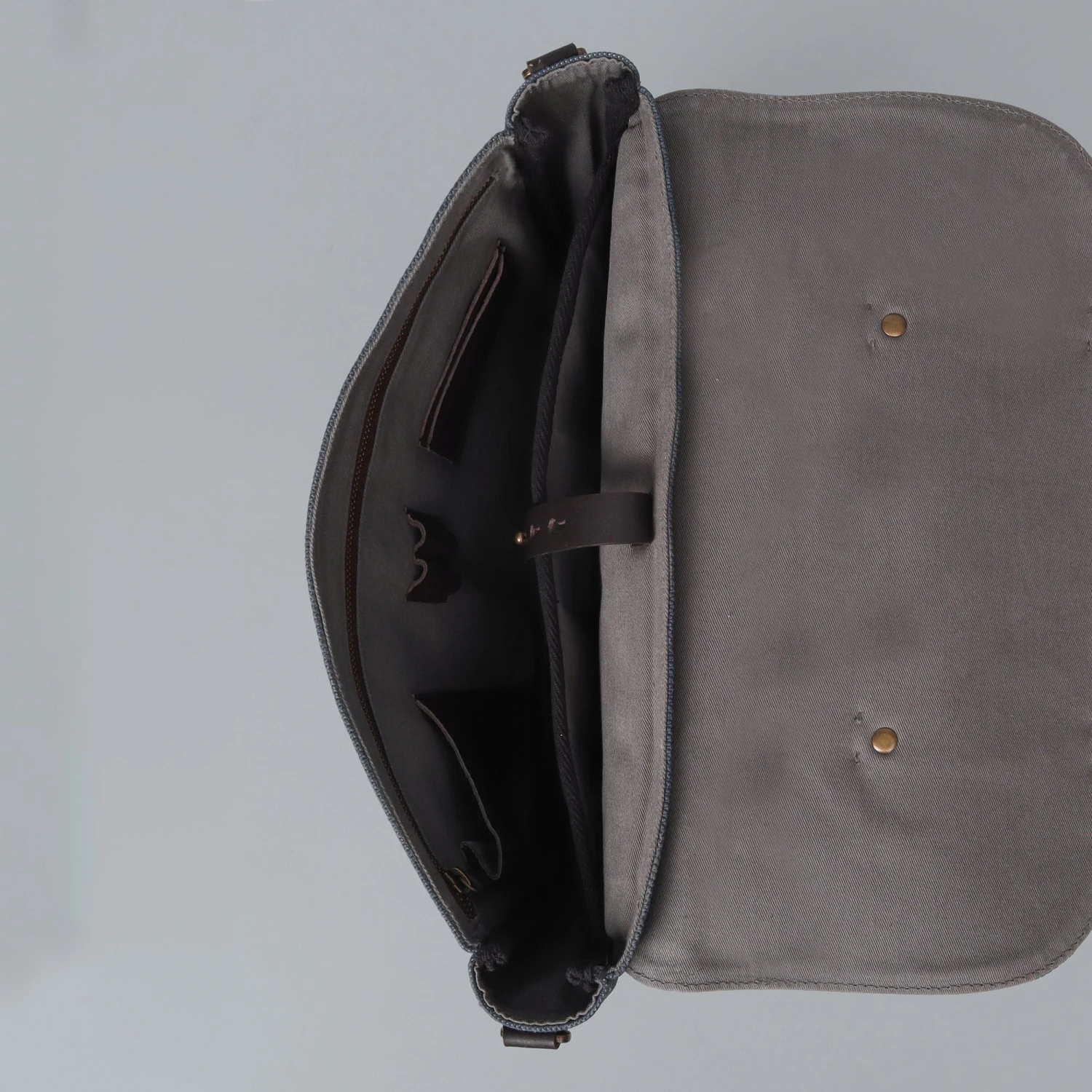 LFO - Oslo Canvas Briefcase 6 LFO - Oslo Canvas Briefcase - Image 4