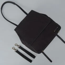 Donna Canvas Diaper Bag 15 Donna Canvas Diaper Bag -Vera Bradley Shop 5 9e0cd476 c3c8 415d bcf6 e61628b4fb51