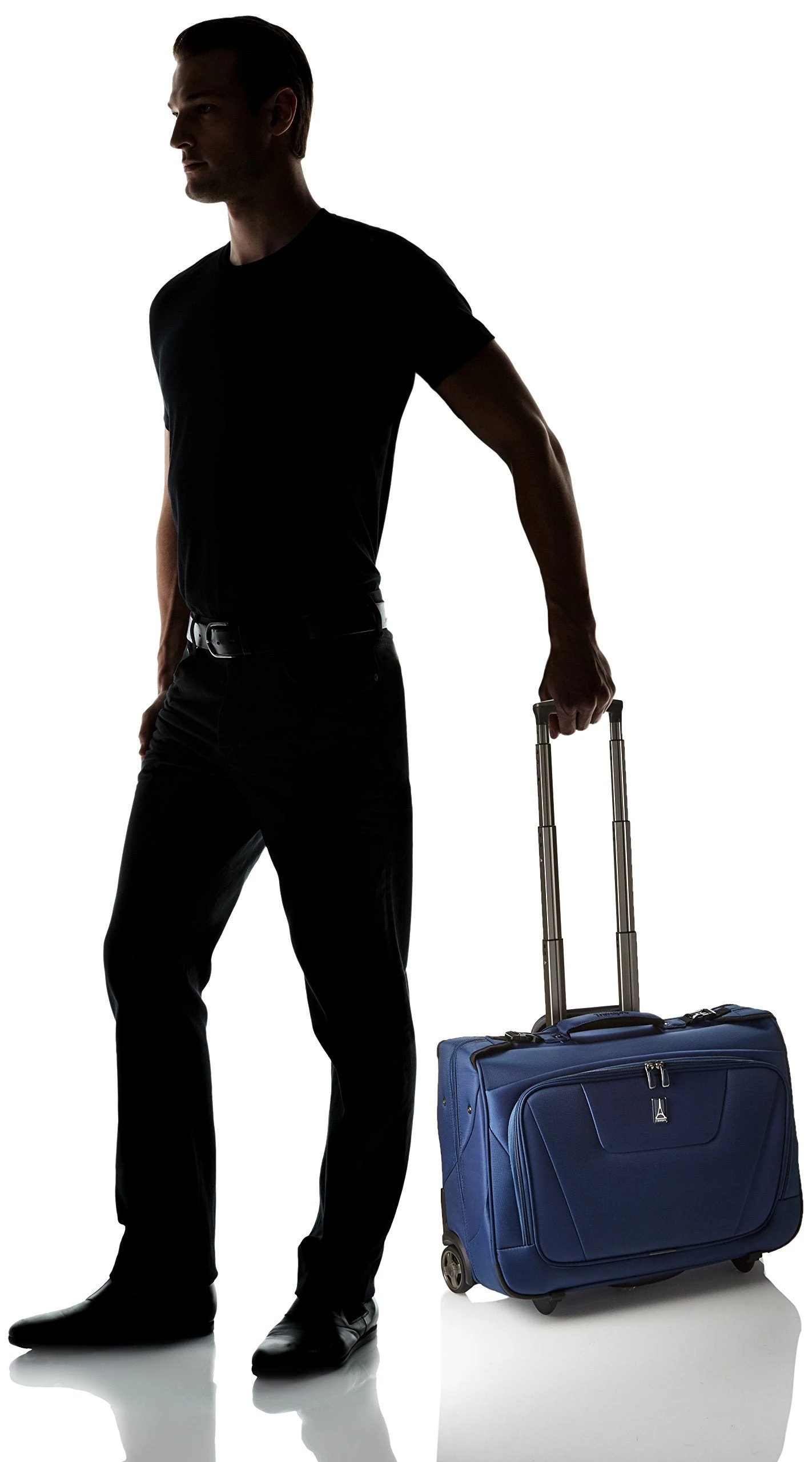 Travelpro Maxlite 4 Carry-on Garment Bag, Blue 4 Travelpro Maxlite 4 Carry-on Garment Bag, Blue - Image 2